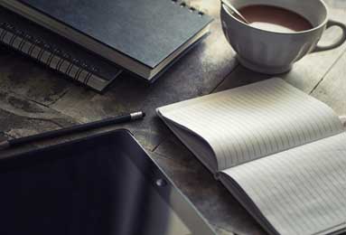 张之臻直落两盘击败琼斯 取得红土赛季开门红